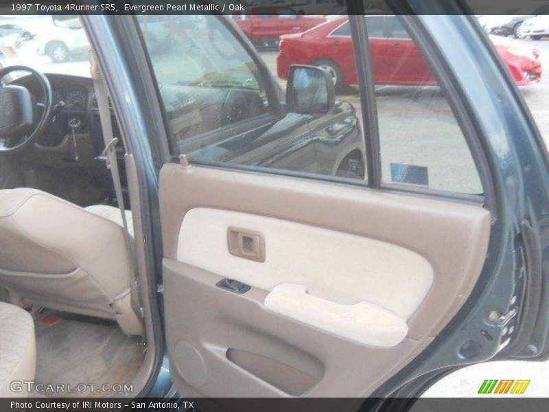 Evergreen Pearl Metallic / Oak 1997 Toyota 4Runner SR5
