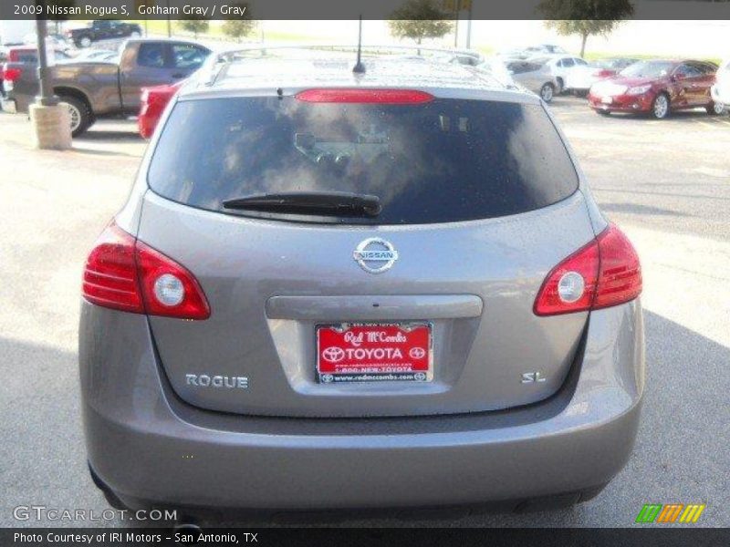 Gotham Gray / Gray 2009 Nissan Rogue S