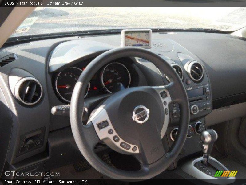 Gotham Gray / Gray 2009 Nissan Rogue S