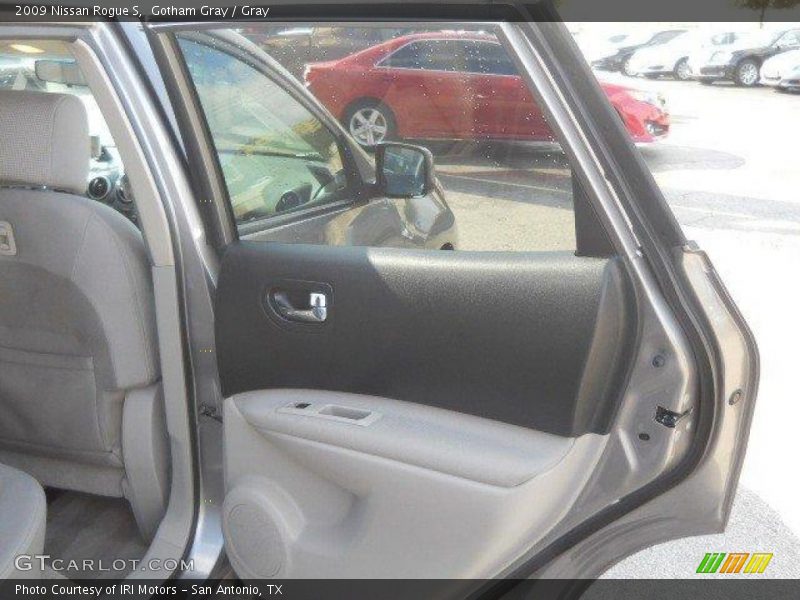 Gotham Gray / Gray 2009 Nissan Rogue S