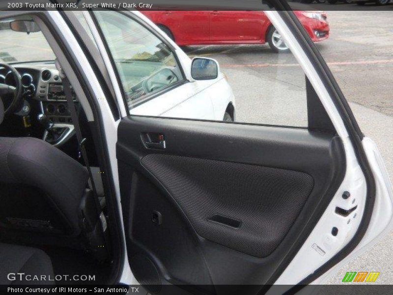 Super White / Dark Gray 2003 Toyota Matrix XRS