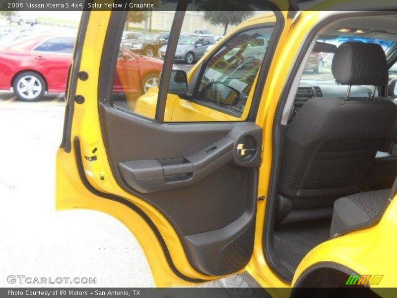 Solar Yellow / Graphite 2006 Nissan Xterra S 4x4