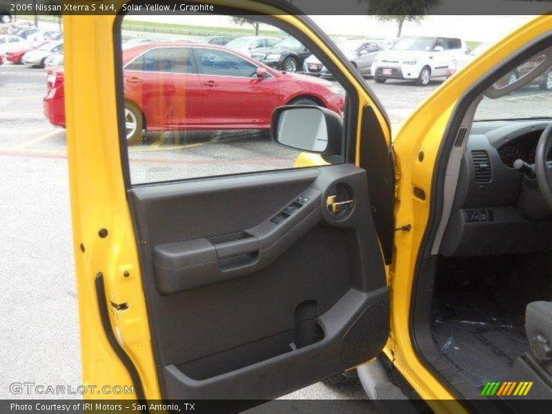 Solar Yellow / Graphite 2006 Nissan Xterra S 4x4