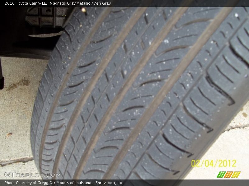 Magnetic Gray Metallic / Ash Gray 2010 Toyota Camry LE