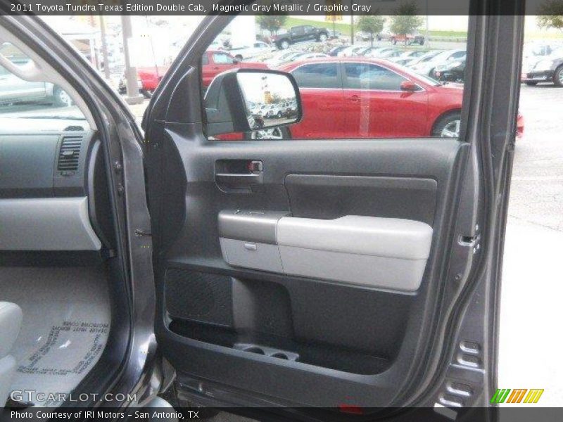 Magnetic Gray Metallic / Graphite Gray 2011 Toyota Tundra Texas Edition Double Cab