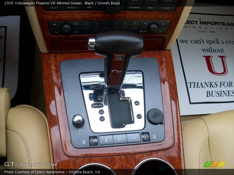 Black / Sonnen Beige 2005 Volkswagen Phaeton V8 4Motion Sedan