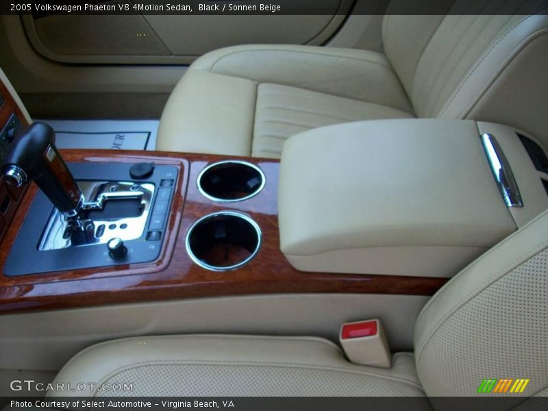 Black / Sonnen Beige 2005 Volkswagen Phaeton V8 4Motion Sedan