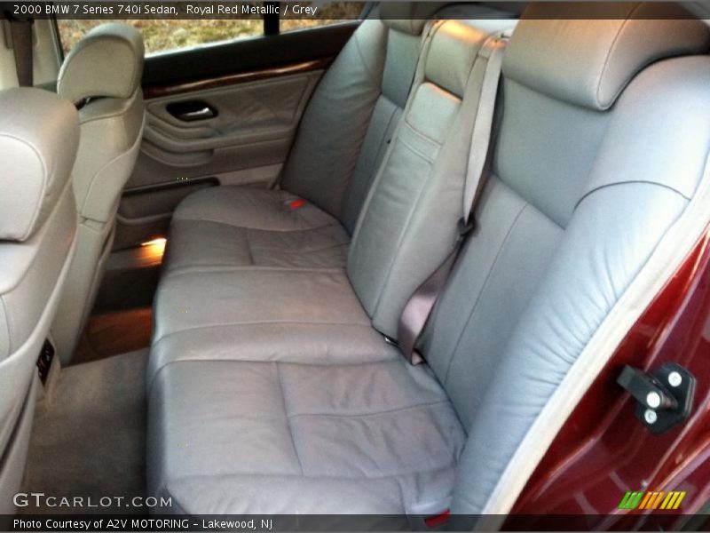 Rear Seat of 2000 7 Series 740i Sedan