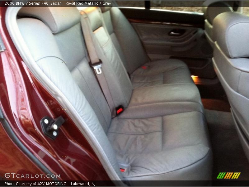 Royal Red Metallic / Grey 2000 BMW 7 Series 740i Sedan
