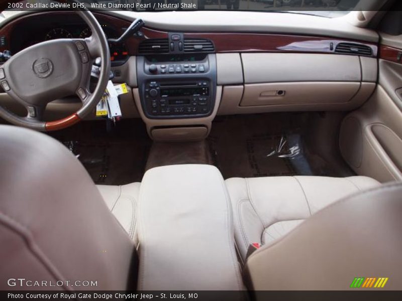 White Diamond Pearl / Neutral Shale 2002 Cadillac DeVille DHS