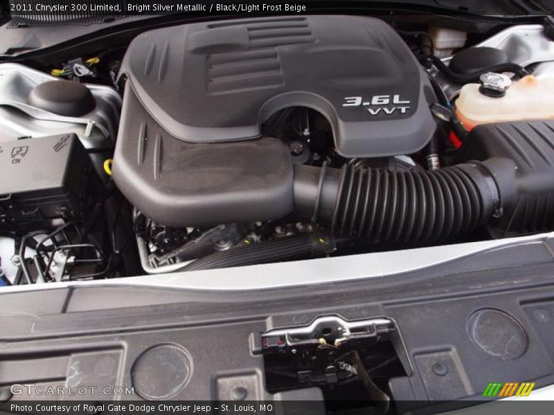 Bright Silver Metallic / Black/Light Frost Beige 2011 Chrysler 300 Limited