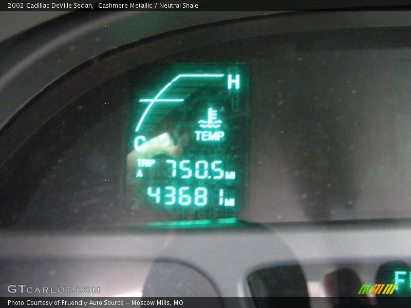 Cashmere Metallic / Neutral Shale 2002 Cadillac DeVille Sedan