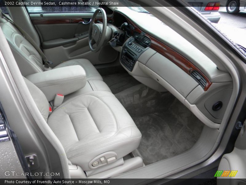 Cashmere Metallic / Neutral Shale 2002 Cadillac DeVille Sedan