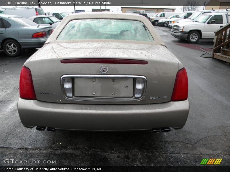 Cashmere Metallic / Neutral Shale 2002 Cadillac DeVille Sedan