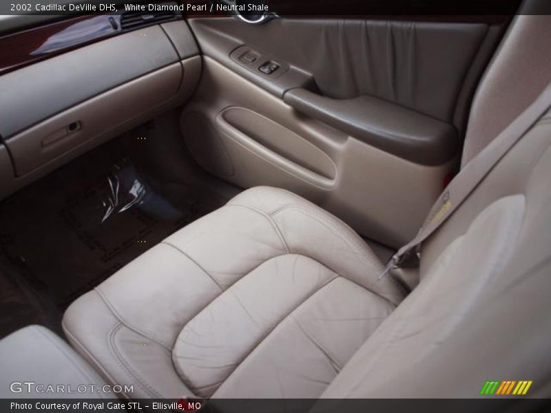 White Diamond Pearl / Neutral Shale 2002 Cadillac DeVille DHS