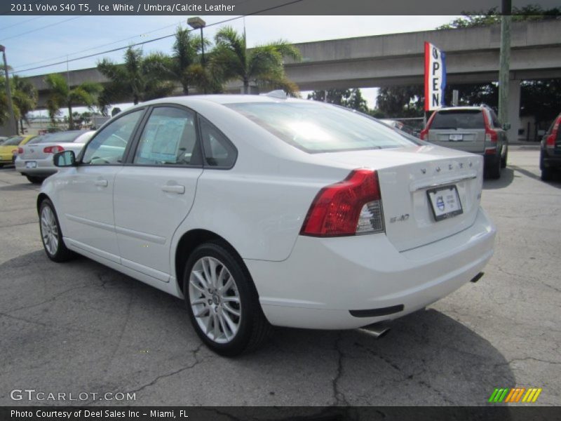 Ice White / Umbra/Calcite Leather 2011 Volvo S40 T5