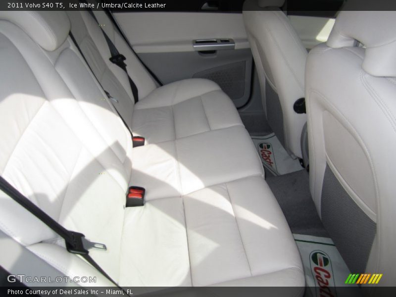 Ice White / Umbra/Calcite Leather 2011 Volvo S40 T5