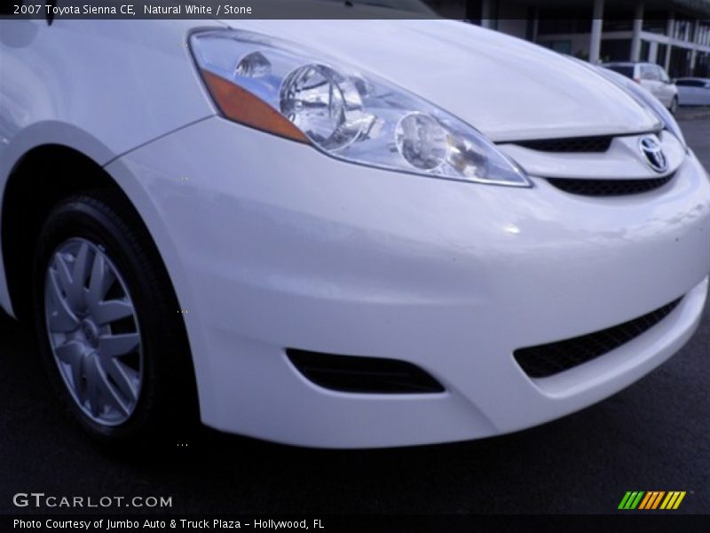Natural White / Stone 2007 Toyota Sienna CE