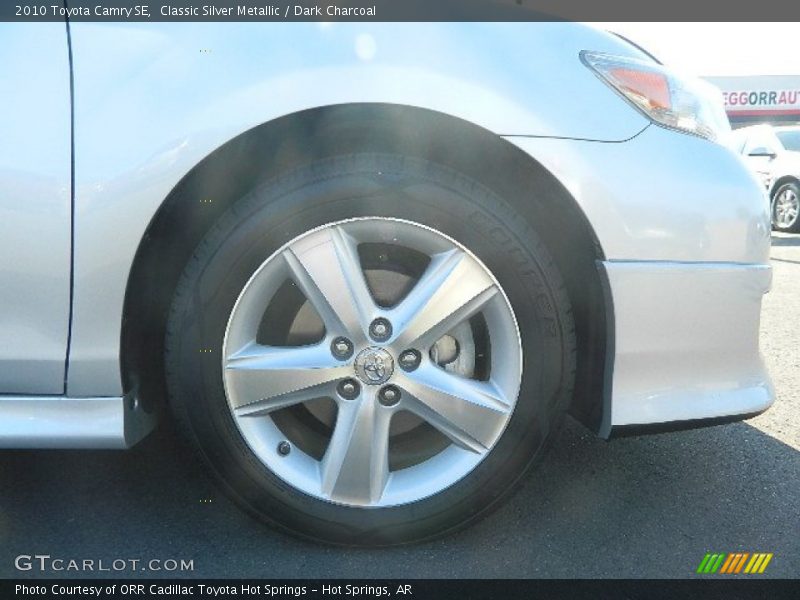 Classic Silver Metallic / Dark Charcoal 2010 Toyota Camry SE