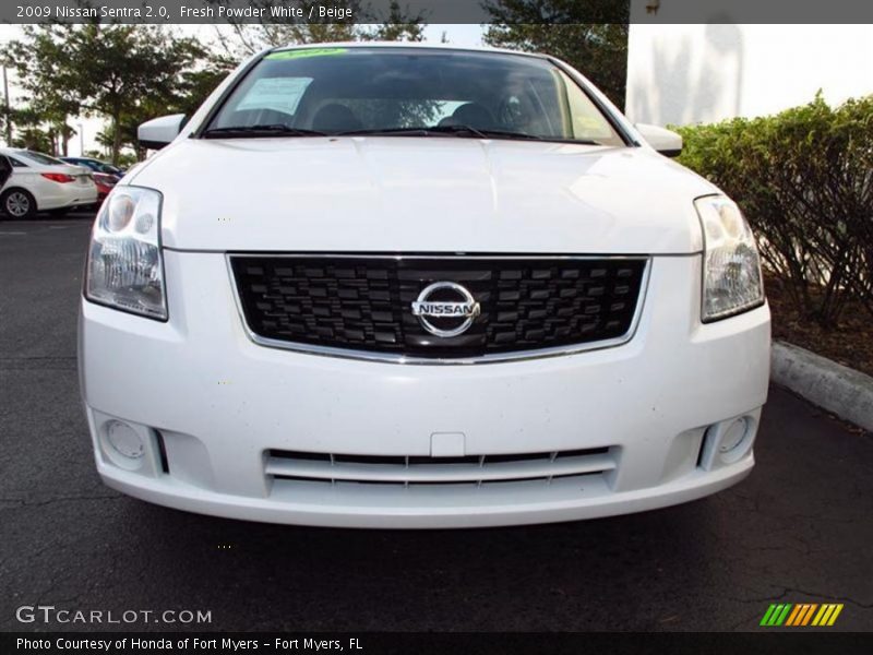 Fresh Powder White / Beige 2009 Nissan Sentra 2.0