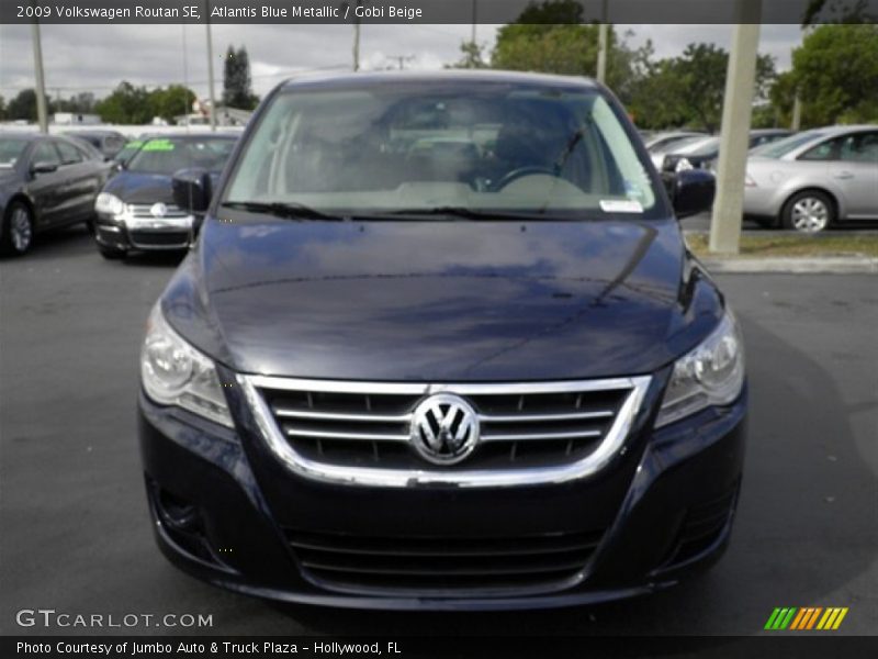 Atlantis Blue Metallic / Gobi Beige 2009 Volkswagen Routan SE