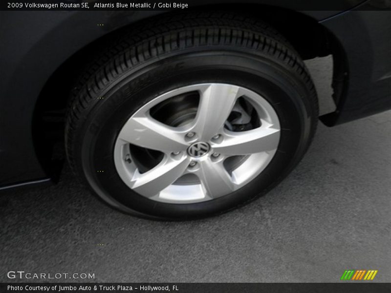 Atlantis Blue Metallic / Gobi Beige 2009 Volkswagen Routan SE