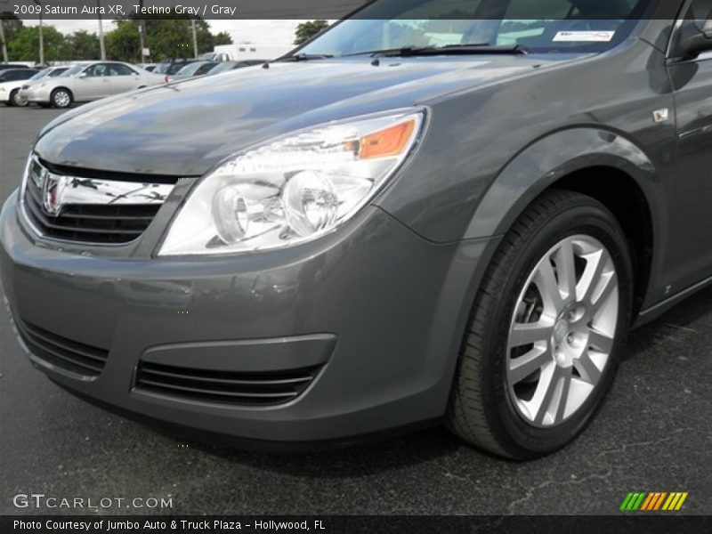 Techno Gray / Gray 2009 Saturn Aura XR