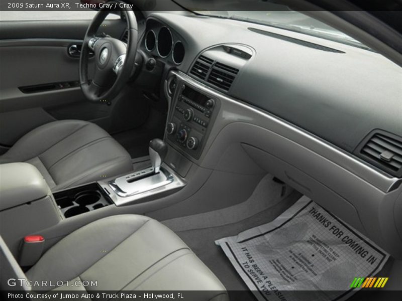 Techno Gray / Gray 2009 Saturn Aura XR