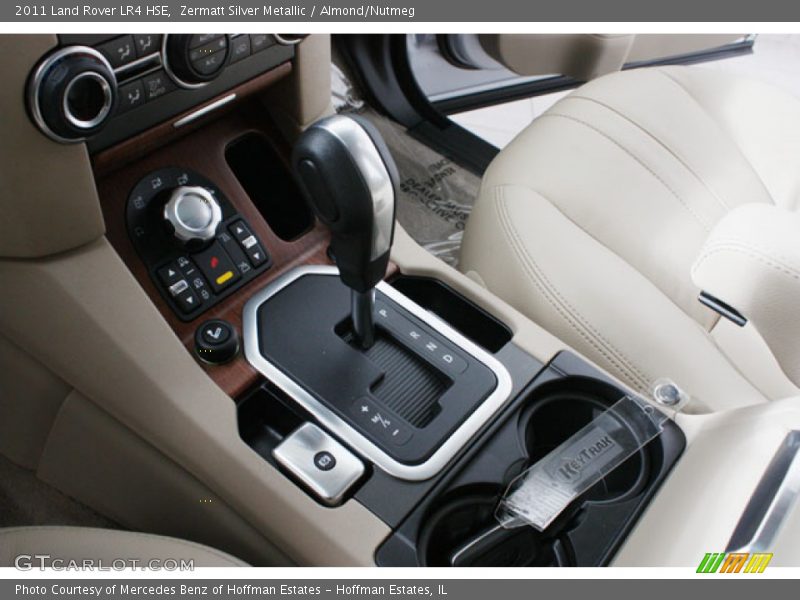 Zermatt Silver Metallic / Almond/Nutmeg 2011 Land Rover LR4 HSE