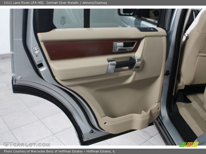 Zermatt Silver Metallic / Almond/Nutmeg 2011 Land Rover LR4 HSE