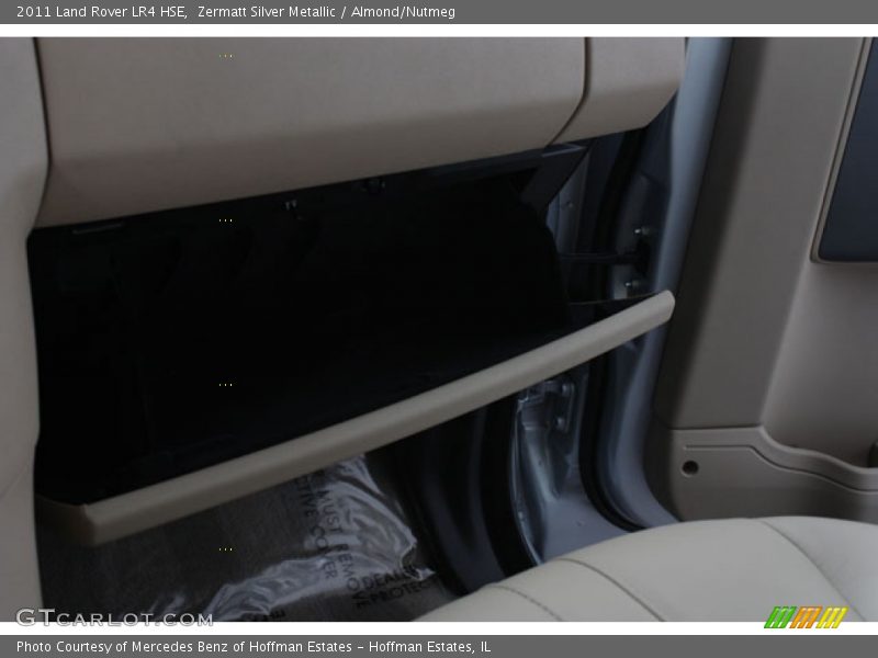 Zermatt Silver Metallic / Almond/Nutmeg 2011 Land Rover LR4 HSE