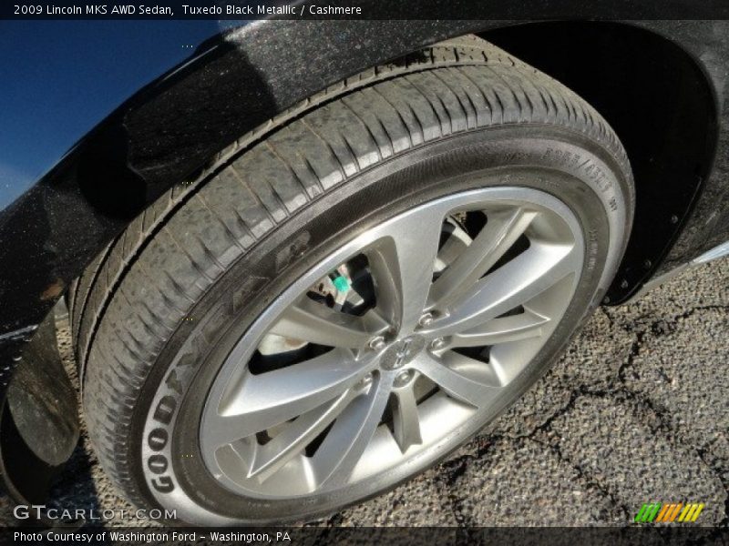 Tuxedo Black Metallic / Cashmere 2009 Lincoln MKS AWD Sedan