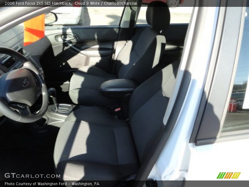 Cloud 9 White / Charcoal/Charcoal 2006 Ford Focus ZX5 SES Hatchback