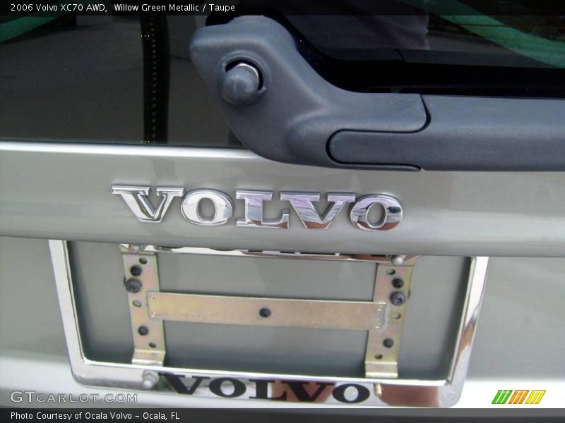 Willow Green Metallic / Taupe 2006 Volvo XC70 AWD
