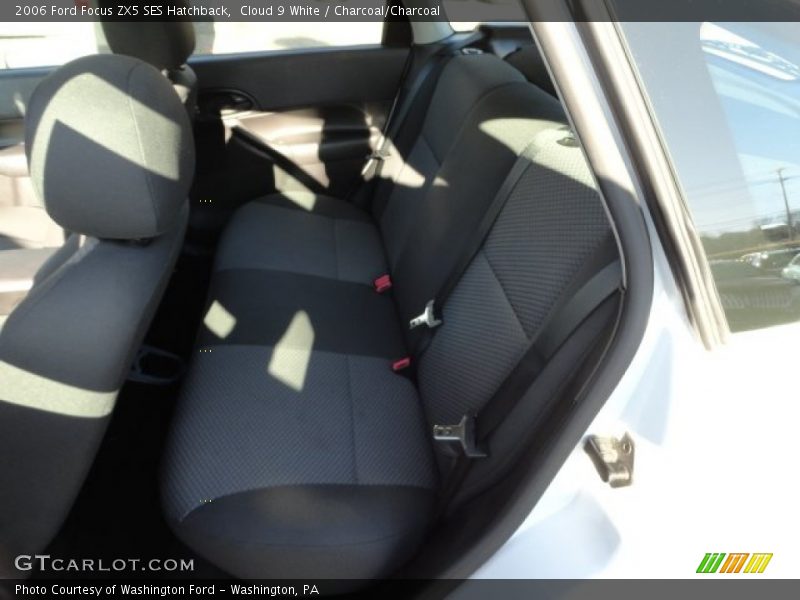Cloud 9 White / Charcoal/Charcoal 2006 Ford Focus ZX5 SES Hatchback