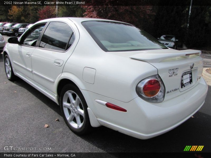 Glacier White Pearl / Blond 2002 Nissan Maxima SE