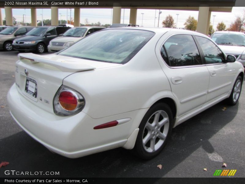 Glacier White Pearl / Blond 2002 Nissan Maxima SE