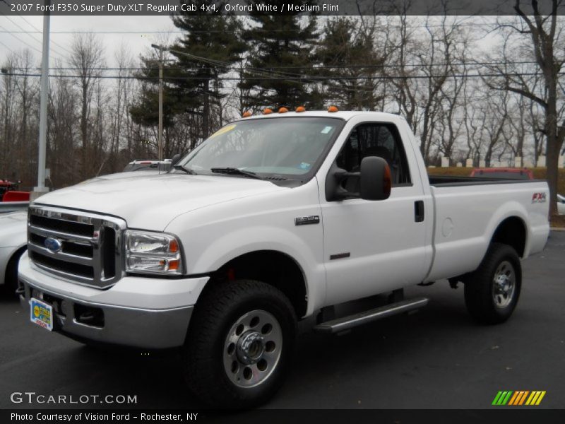 Oxford White / Medium Flint 2007 Ford F350 Super Duty XLT Regular Cab 4x4