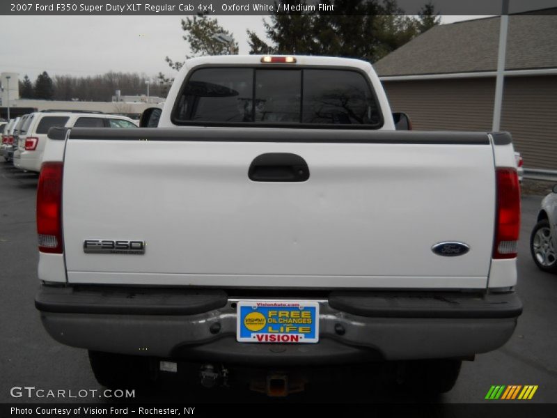 Oxford White / Medium Flint 2007 Ford F350 Super Duty XLT Regular Cab 4x4