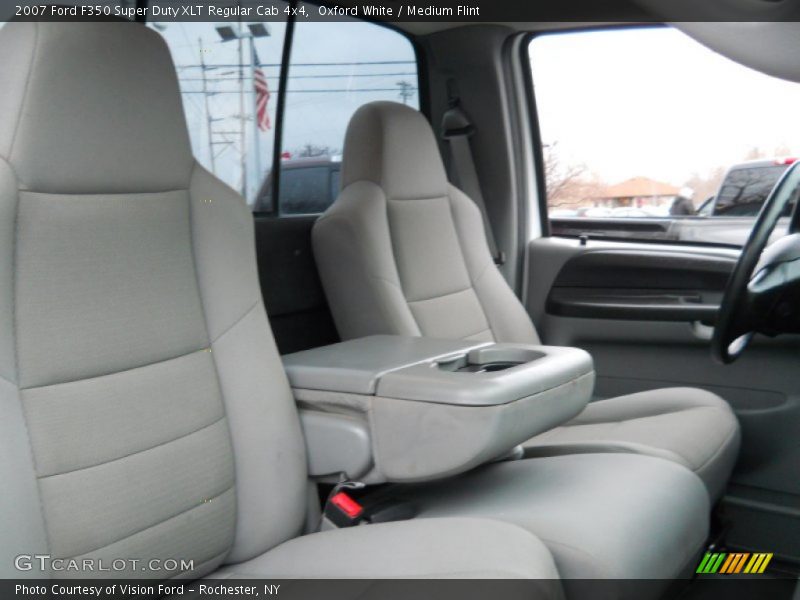 Oxford White / Medium Flint 2007 Ford F350 Super Duty XLT Regular Cab 4x4
