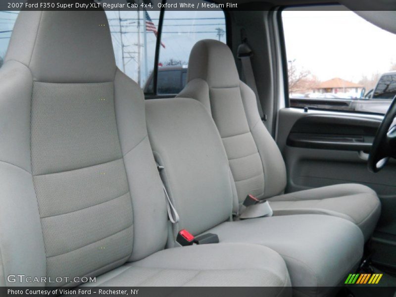 Oxford White / Medium Flint 2007 Ford F350 Super Duty XLT Regular Cab 4x4