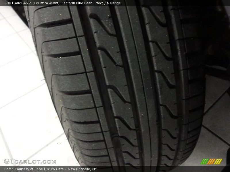 Santorin Blue Pearl Effect / Melange 2001 Audi A6 2.8 quattro Avant
