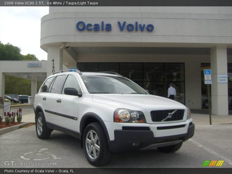 Ice White / Taupe/Light Taupe 2006 Volvo XC90 2.5T