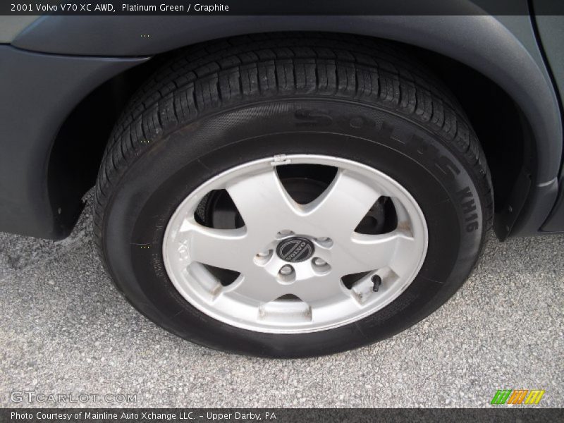 Platinum Green / Graphite 2001 Volvo V70 XC AWD