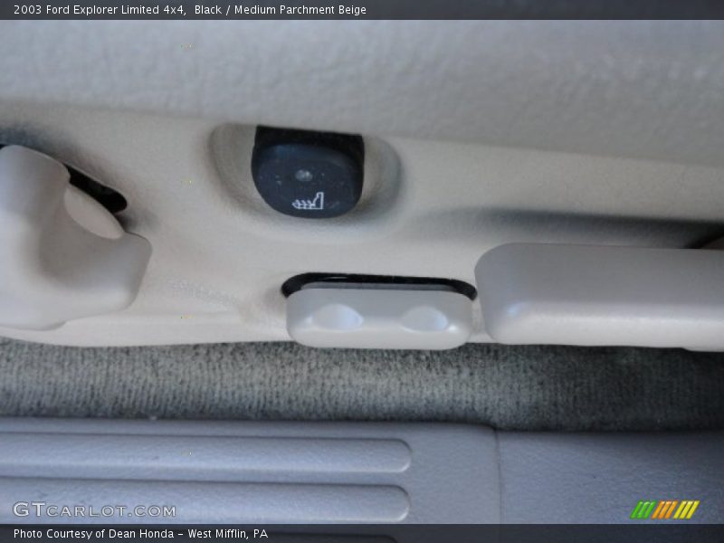 Black / Medium Parchment Beige 2003 Ford Explorer Limited 4x4