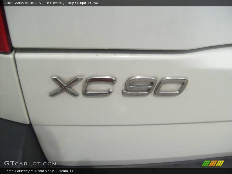 Ice White / Taupe/Light Taupe 2006 Volvo XC90 2.5T