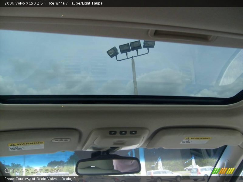 Ice White / Taupe/Light Taupe 2006 Volvo XC90 2.5T