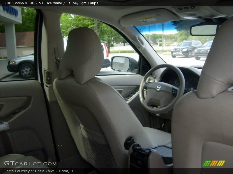 Ice White / Taupe/Light Taupe 2006 Volvo XC90 2.5T