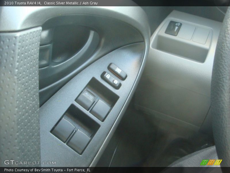 Classic Silver Metallic / Ash Gray 2010 Toyota RAV4 I4