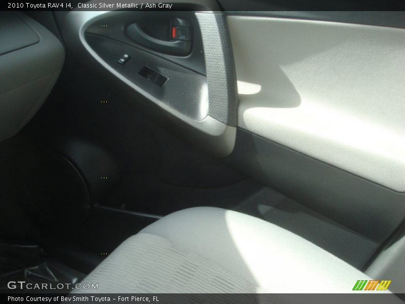 Classic Silver Metallic / Ash Gray 2010 Toyota RAV4 I4